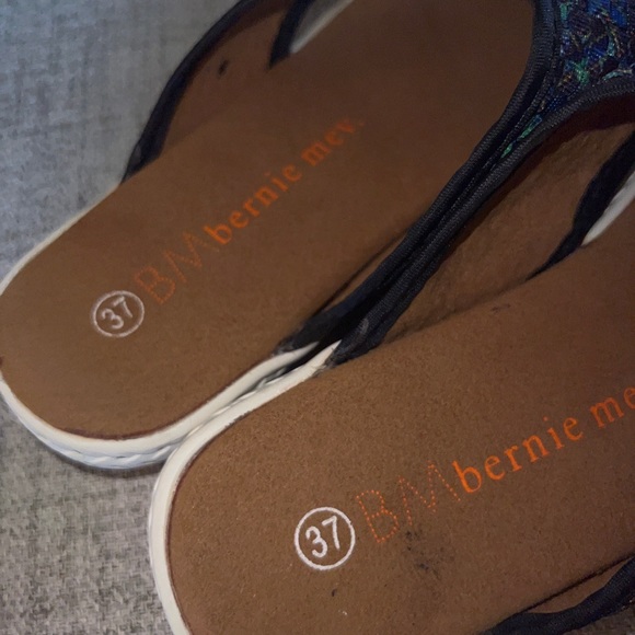 Bernie Mev Crisscross Sandals- Women's EU 37 Blue Green - Picture 8 of 9